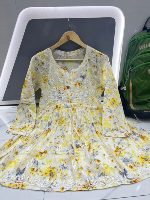 Mul Short Gown